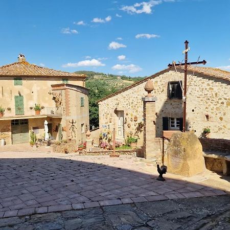 فيلا La Romita Ospitalita Rurale Familiare Montisi المظهر الخارجي الصورة