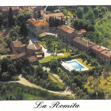 فيلا La Romita Ospitalita Rurale Familiare Montisi المظهر الخارجي الصورة