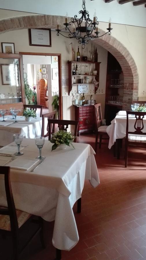 فيلا La Romita Ospitalita Rurale Familiare Montisi المظهر الخارجي الصورة